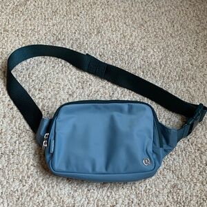 lululemon Everywhere Belt Bag Large 2L